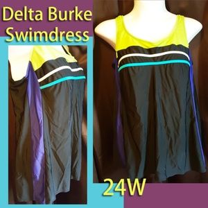 Plus Size Swim Dress 24W Delta Burke